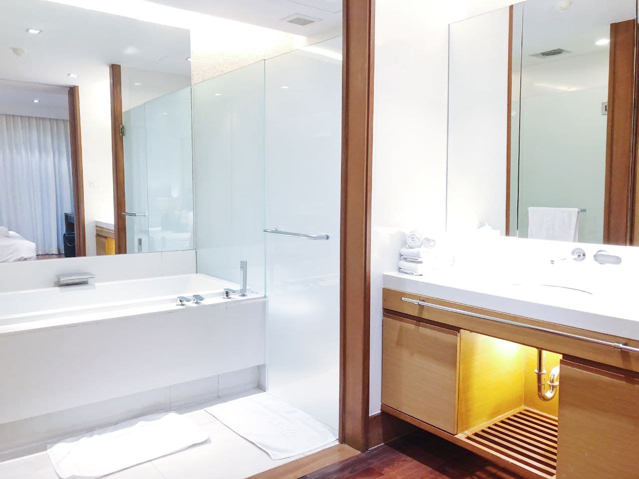 2 Bedroom Apartment with Pool by the Sea, Nai Ton
