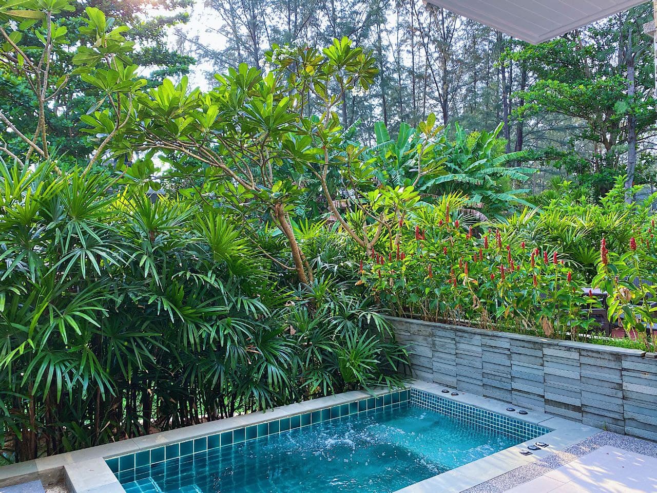 2 Bedroom Apartment with Pool by the Sea, Nai Ton