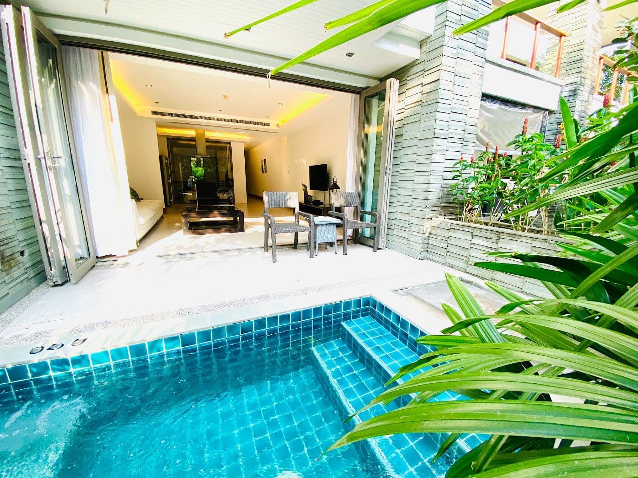 2 Bedroom Apartment with Pool by the Sea, Nai Ton