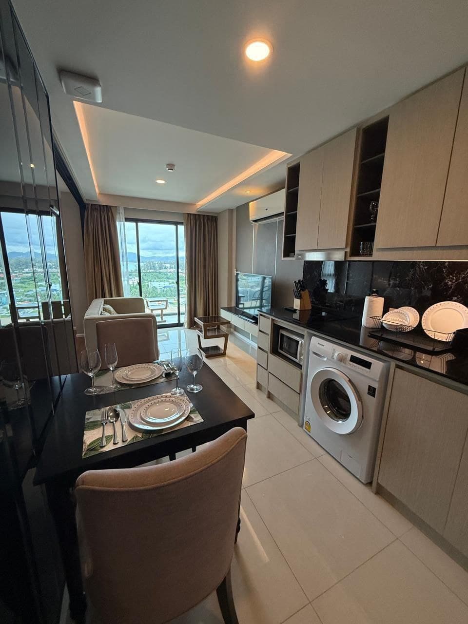 1 Schlafzimmer Apartment mit Meerblick in Mida Grande, Surin